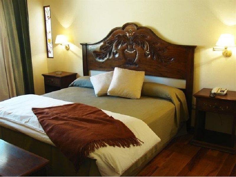 Hotel Marques De Tojo Purmamarca Bagian luar foto